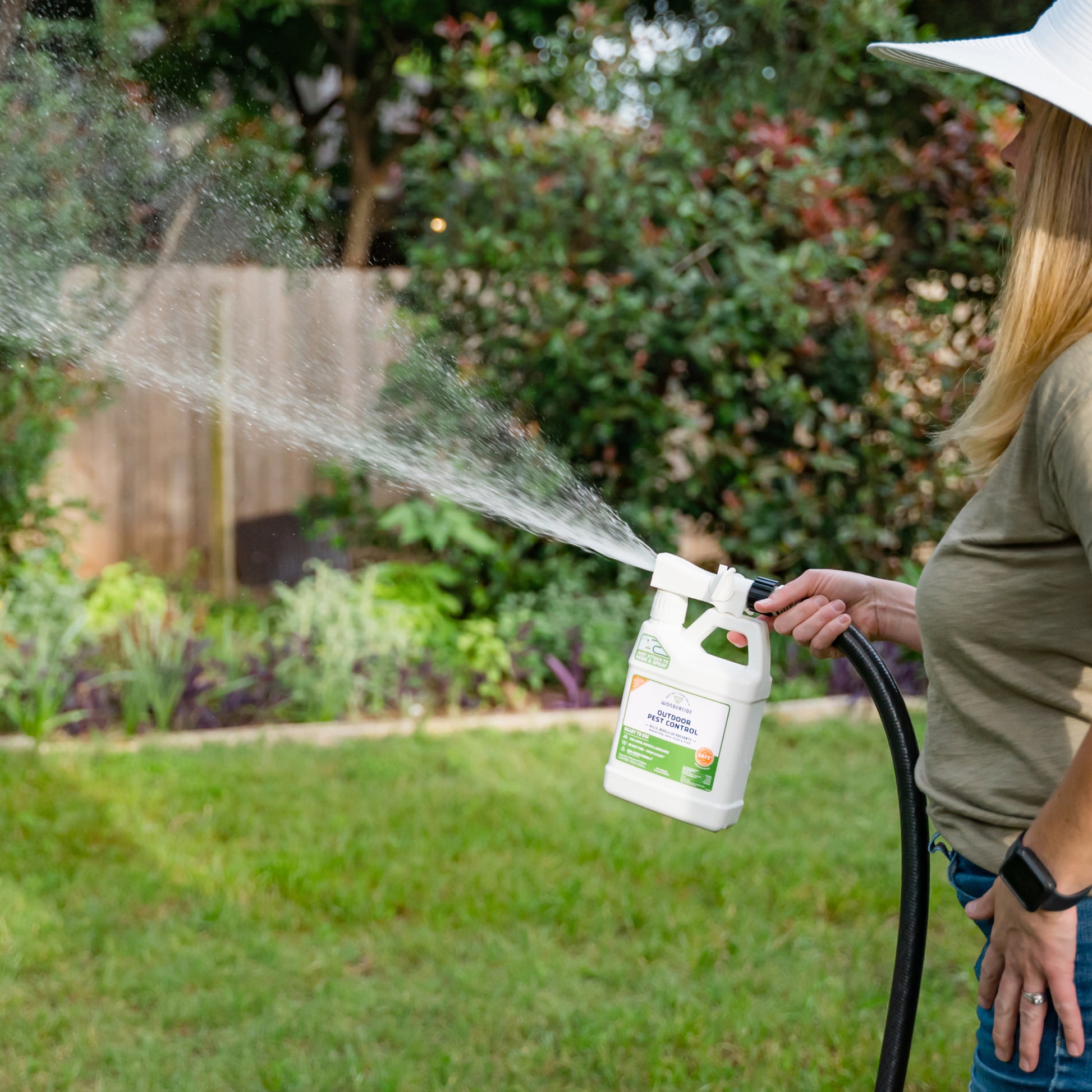 Hose Sprayer Attachment with Bottle - for Spraying Fertilizer, Soap,  Pesticide